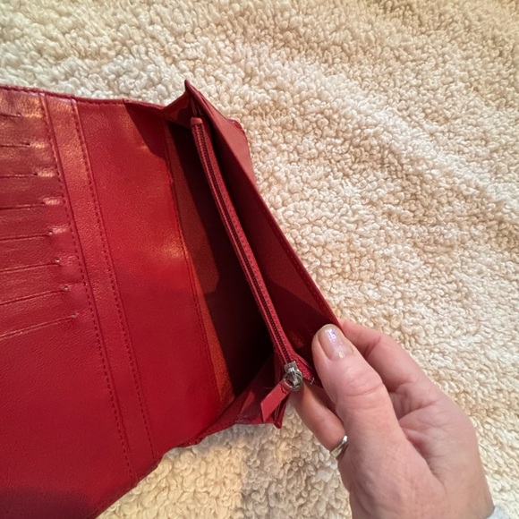 CHANEL Quilted Red Wallet - Picture 8 of 16